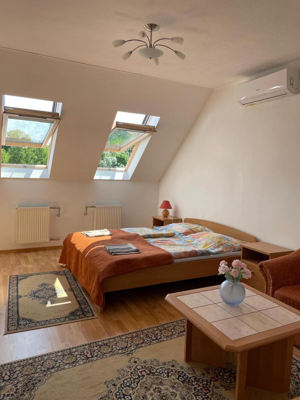 Comfort Apartman Marina เฮวิซ ภายนอก รูปภาพ